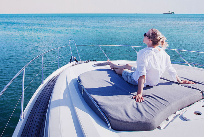 African Queen Steamboat